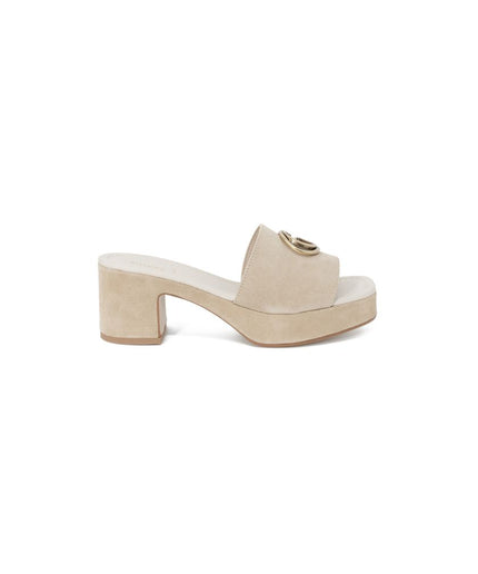 Guess Beige Suede Pump