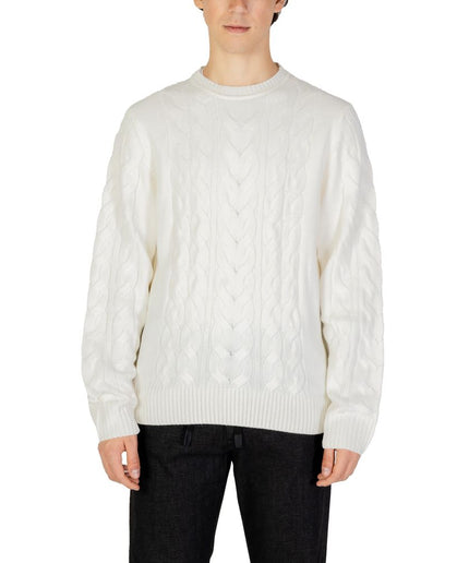 Hamaki-Ho White Acrylic Sweater