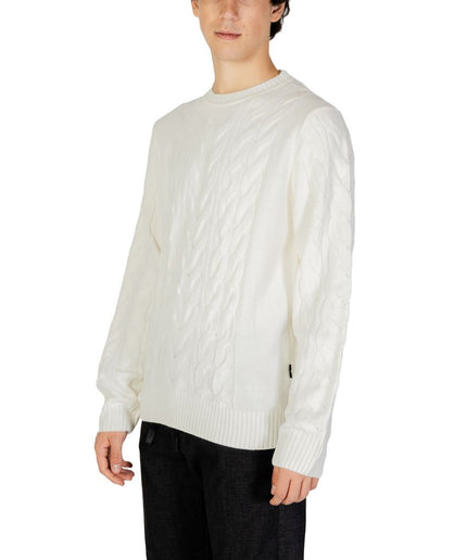 Hamaki-Ho White Acrylic Sweater