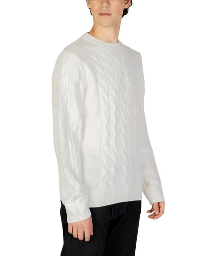 Hamaki-Ho White Acrylic Sweater