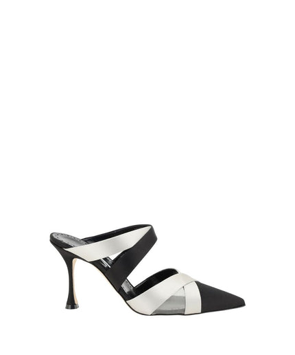 Manolo Blahnik Oyounak Pumps