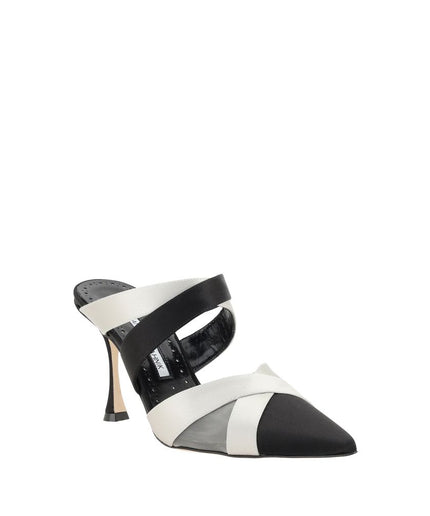 Manolo Blahnik Oyounak Pumps